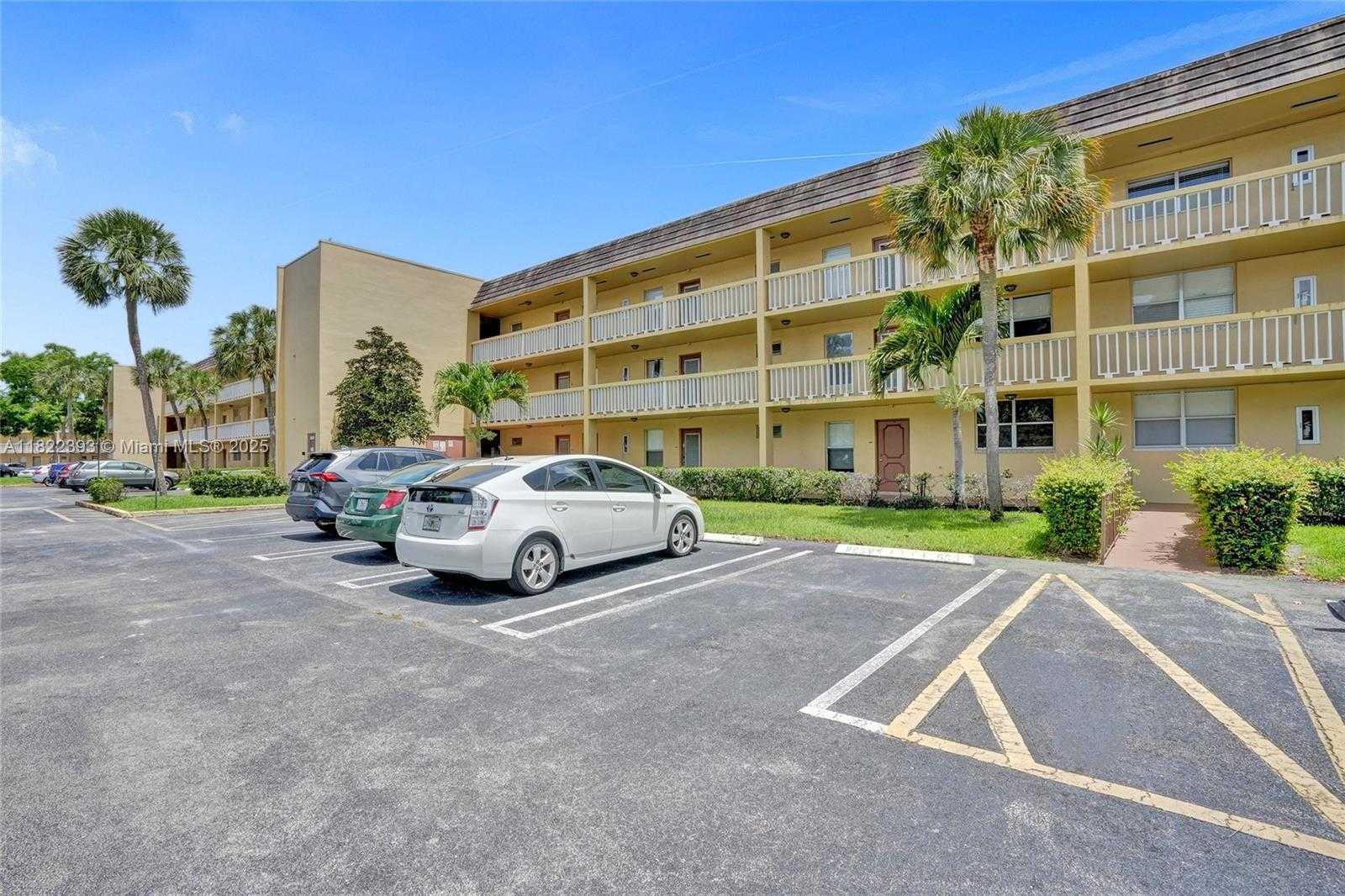 Small Image of 6300 NORTH WEST 62ND ST #108, Tamarac Number 2