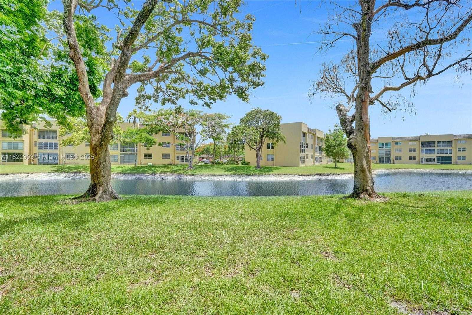 Small Image of 6300 NORTH WEST 62ND ST #108, Tamarac Number 36