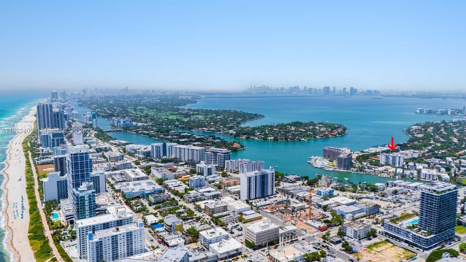 Small Image of 6900 BAY DR #6G, Miami Beach Number 30