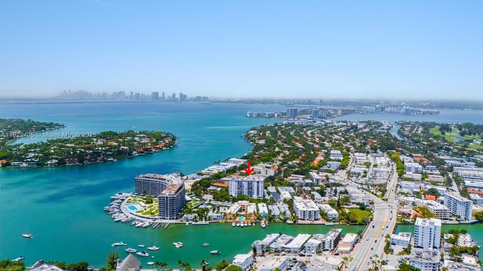 Small Image of 6900 BAY DR #6G, Miami Beach Number 42