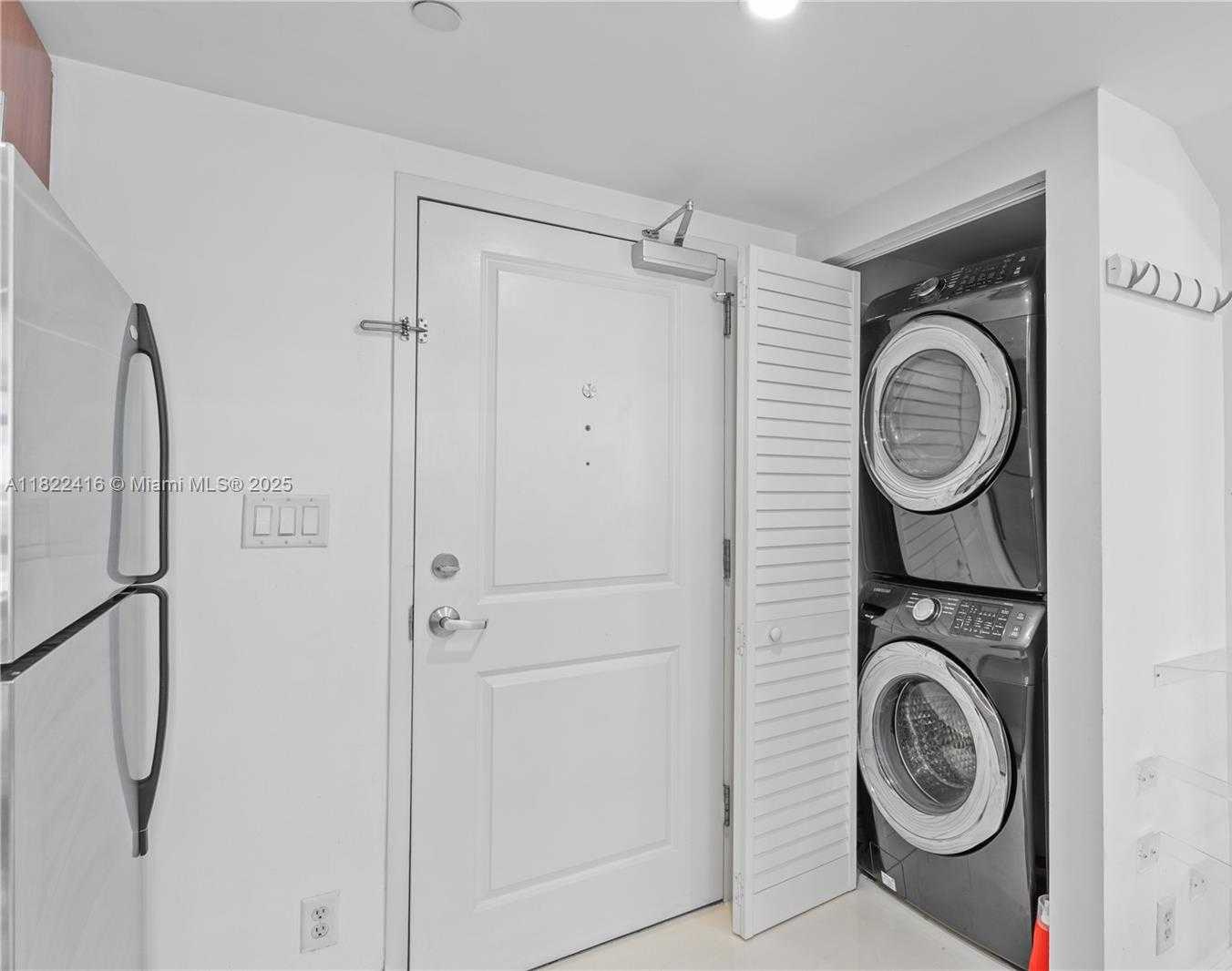 Small Image of 111 EAST FLAGLER ST #603, Miami Number 10