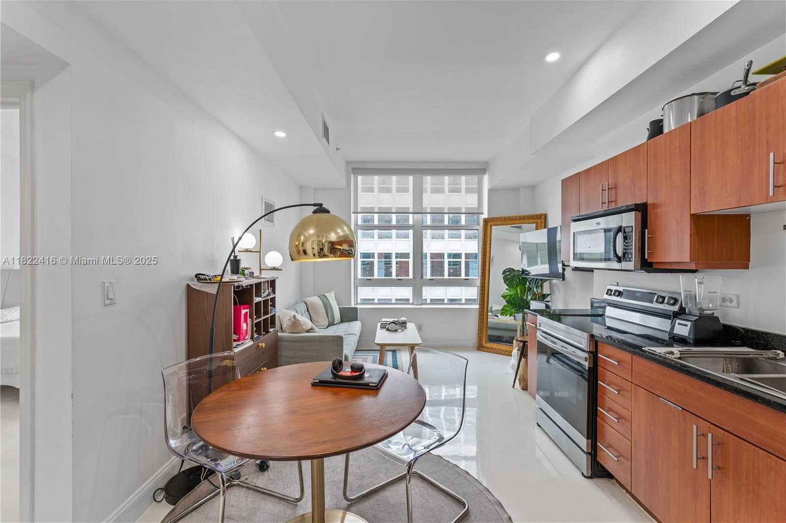 Small Image of 111 EAST FLAGLER ST #603, Miami Number 5