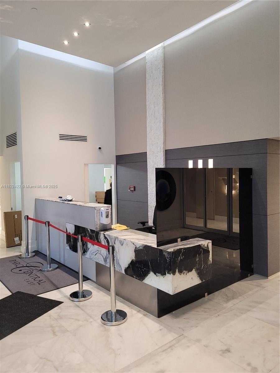Small Image of 3300 NORTH EAST 192ND ST #1008, Aventura Number 9