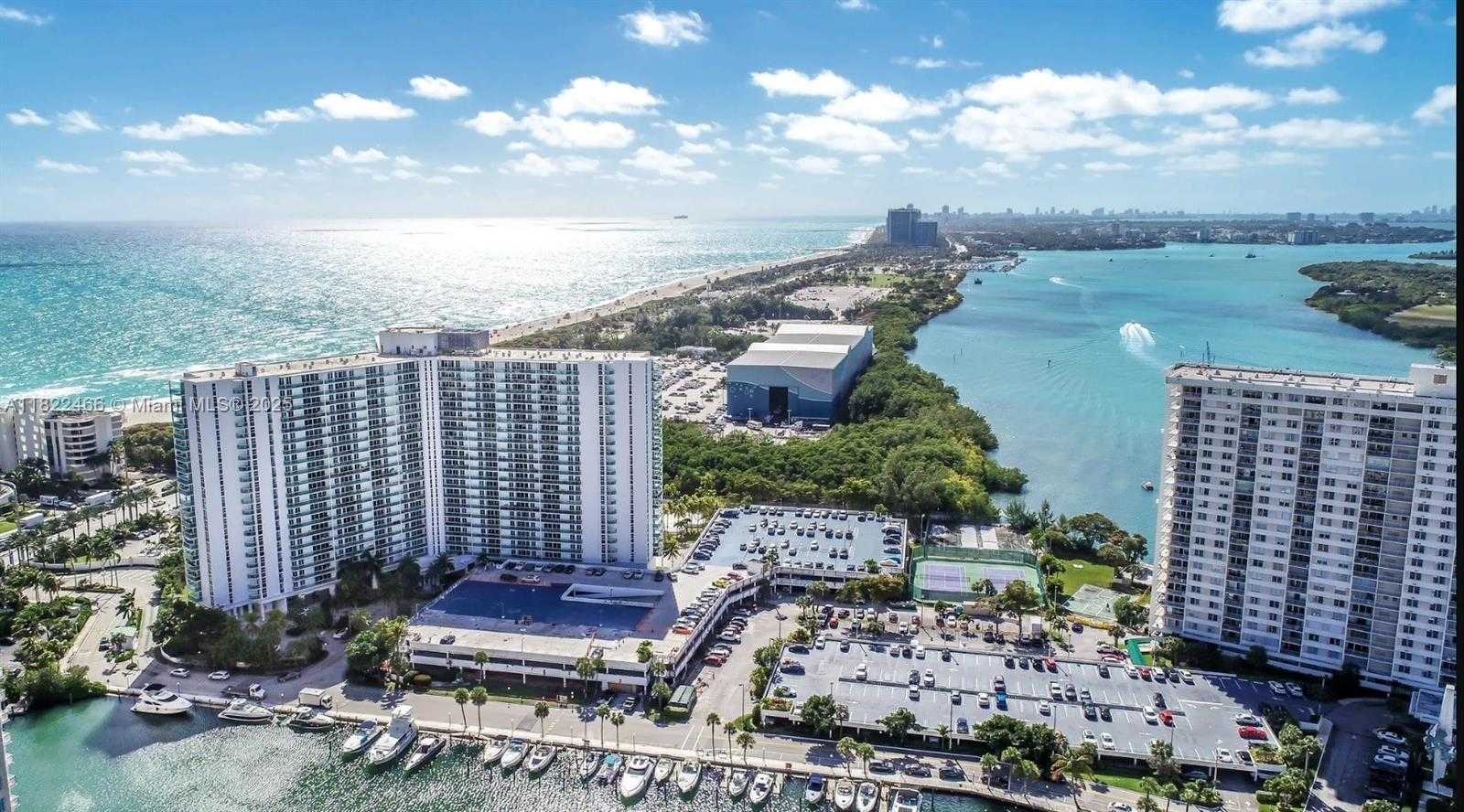 Small Image of 100 BAYVIEW DR #1008, Sunny Isles Beach Number 2