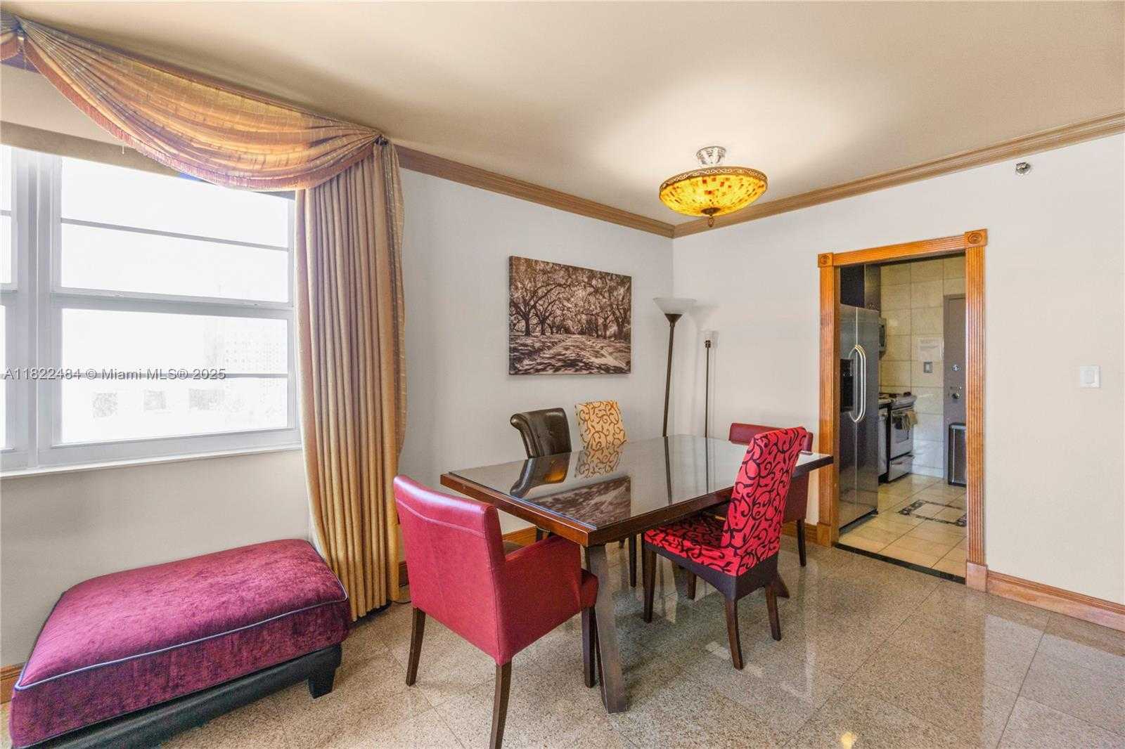 Small Image of 100 LINCOLN RD #811, Miami Beach Number 12