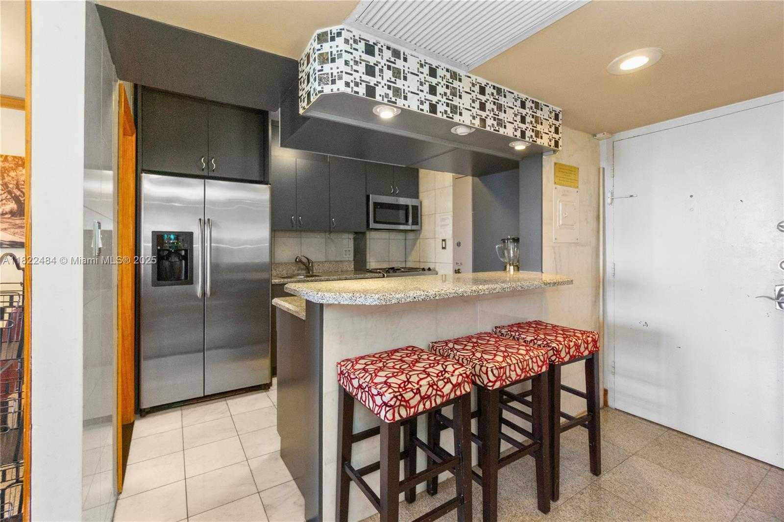 Small Image of 100 LINCOLN RD #811, Miami Beach Number 16