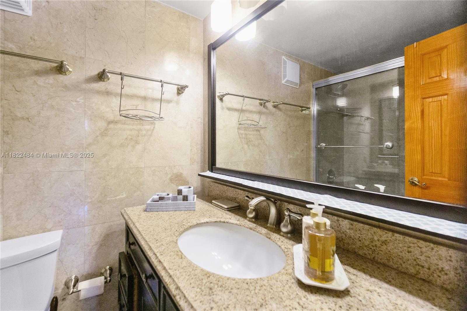 Small Image of 100 LINCOLN RD #811, Miami Beach Number 21