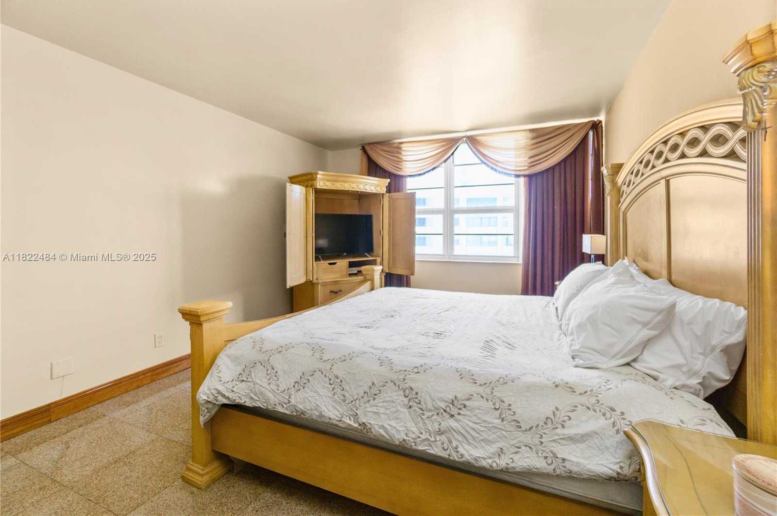 Small Image of 100 LINCOLN RD #811, Miami Beach Number 23