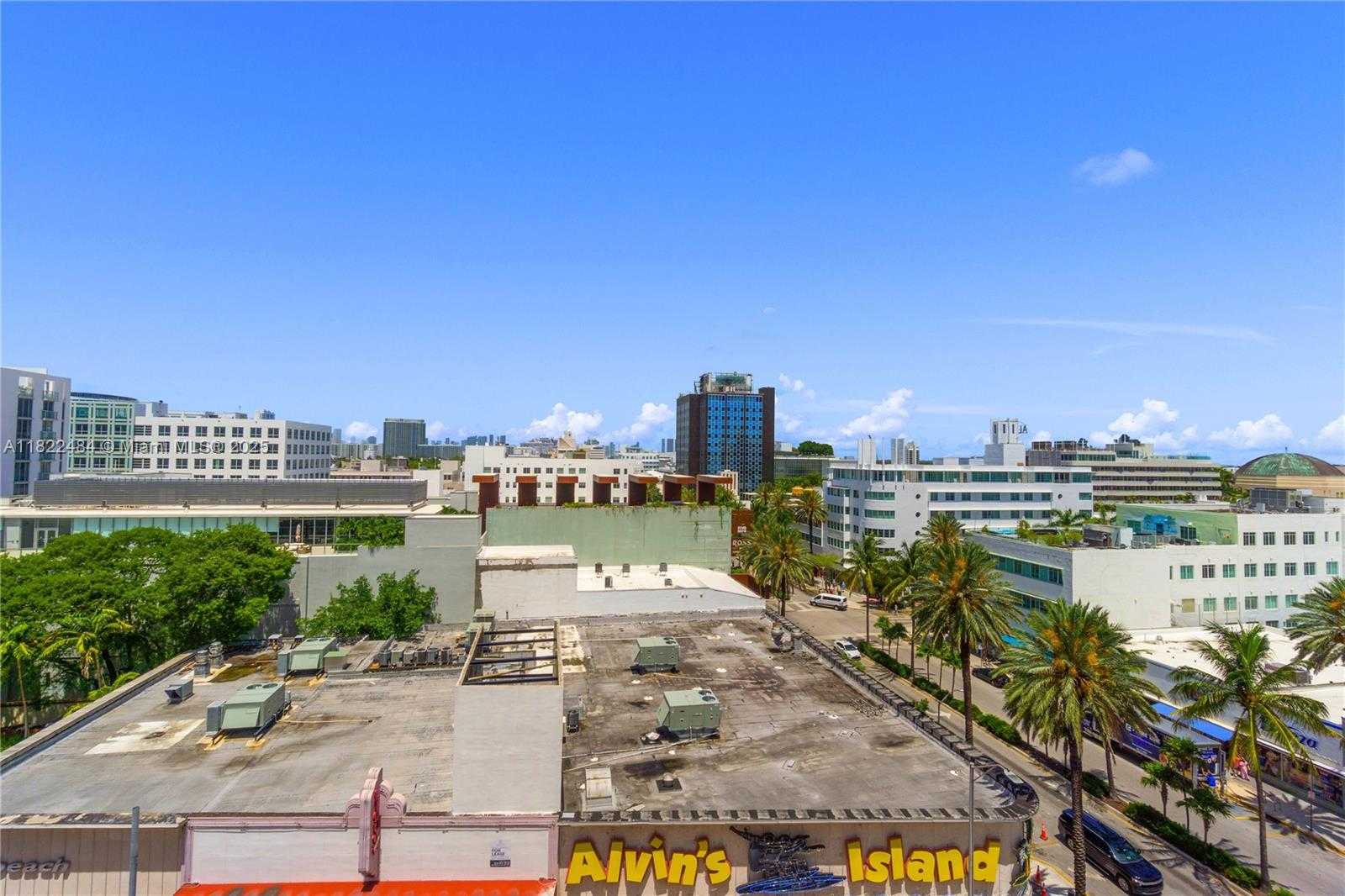 Small Image of 100 LINCOLN RD #811, Miami Beach Number 4
