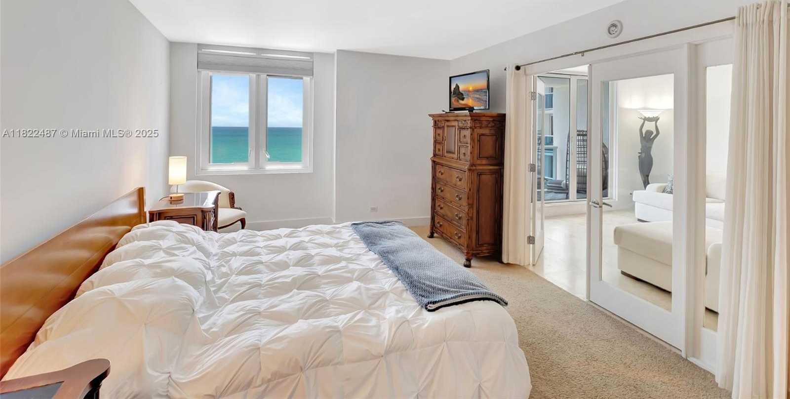 Small Image of 2301 COLLINS AVE #1425, Miami Beach Number 11