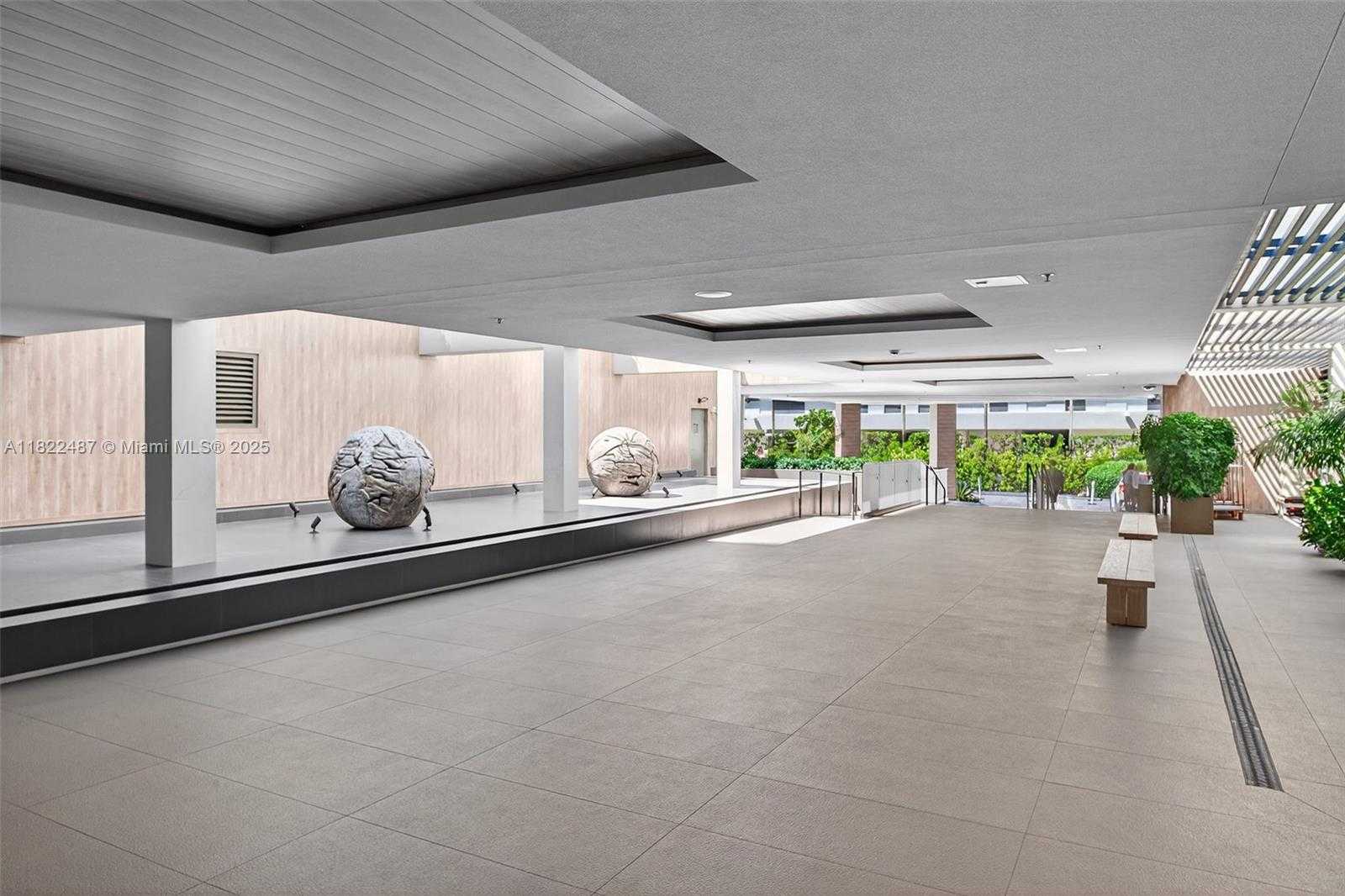 Small Image of 2301 COLLINS AVE #1425, Miami Beach Number 27