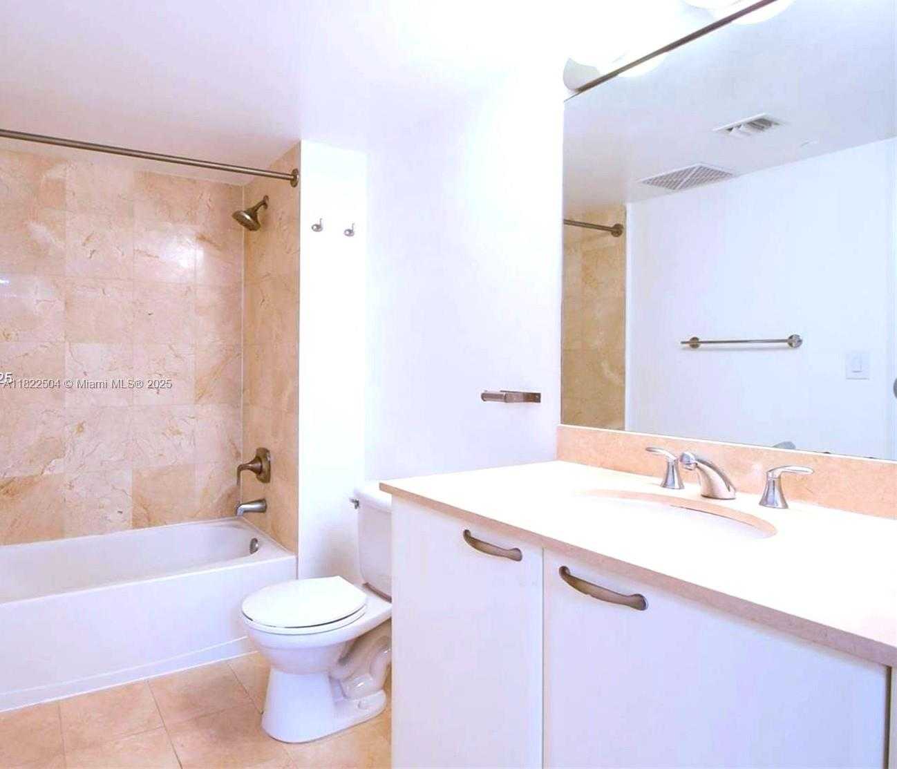 Small Image of 2101 BRICKELL AVE #1711, Miami Number 11