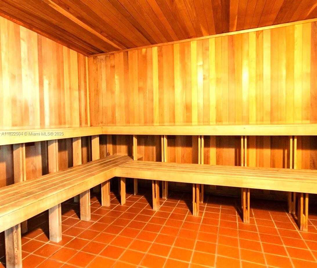 Small Image of 2101 BRICKELL AVE #1711, Miami Number 15