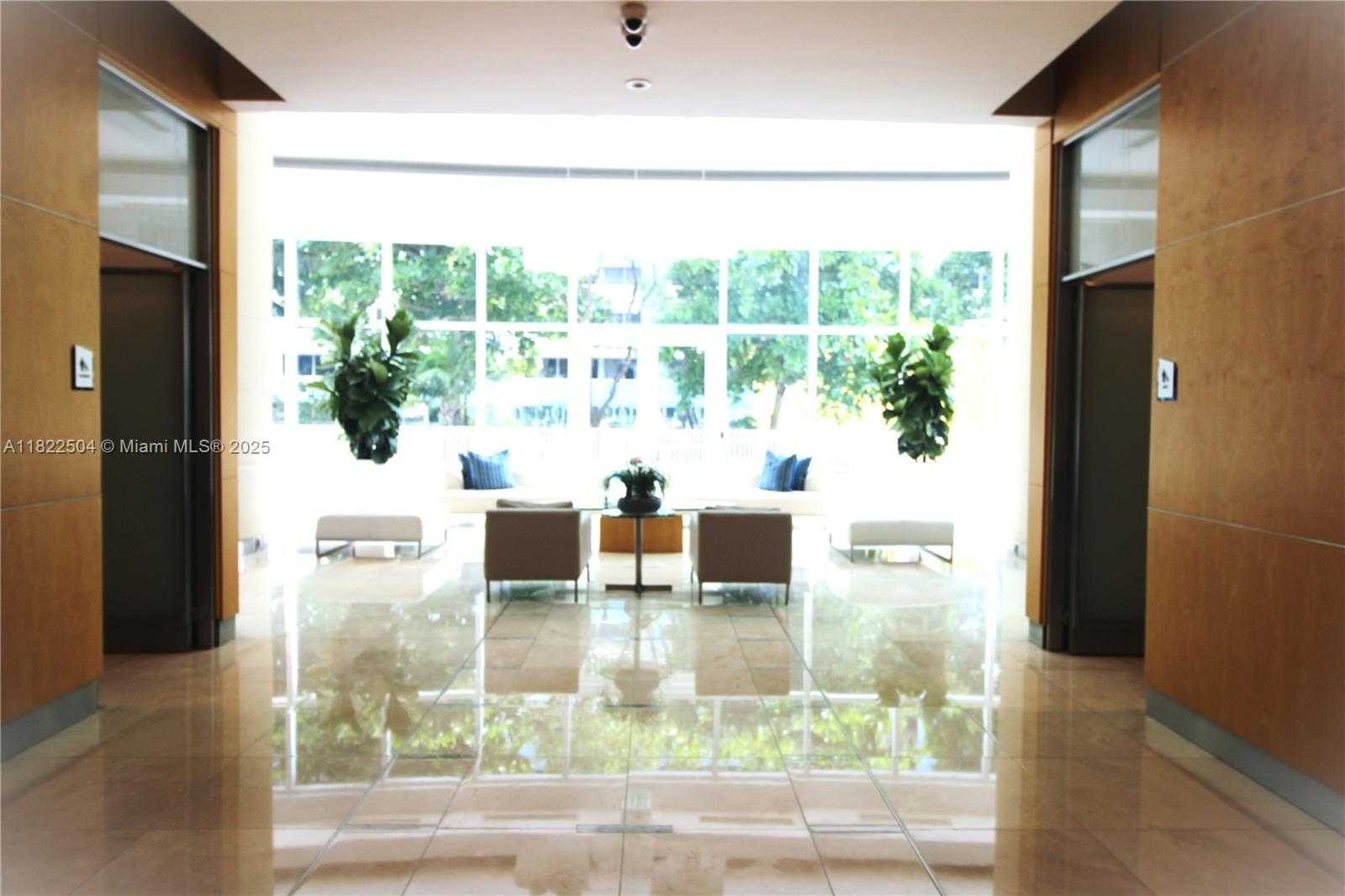 Small Image of 2101 BRICKELL AVE #1711, Miami Number 3