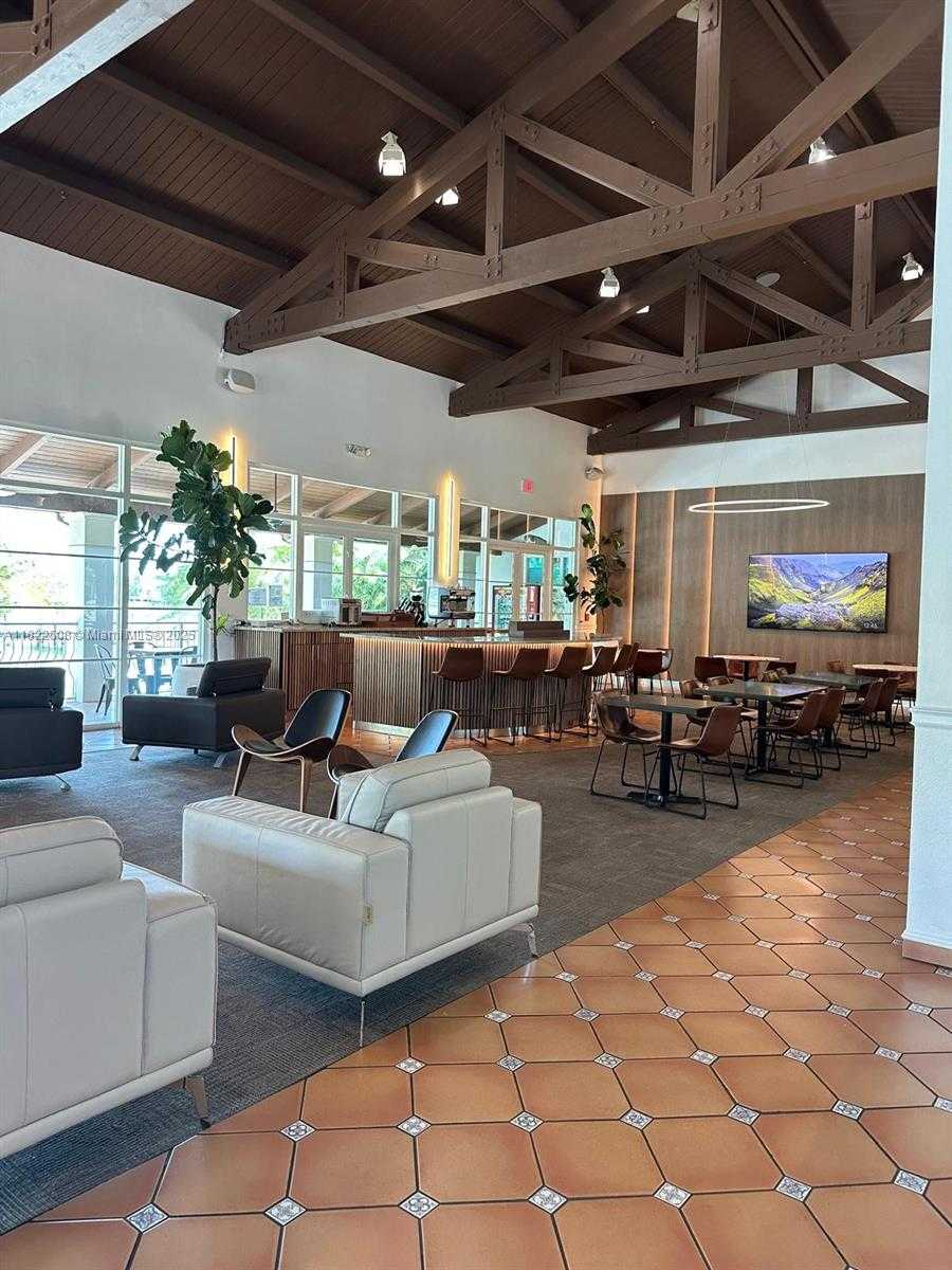 Small Image of Doral Number 63