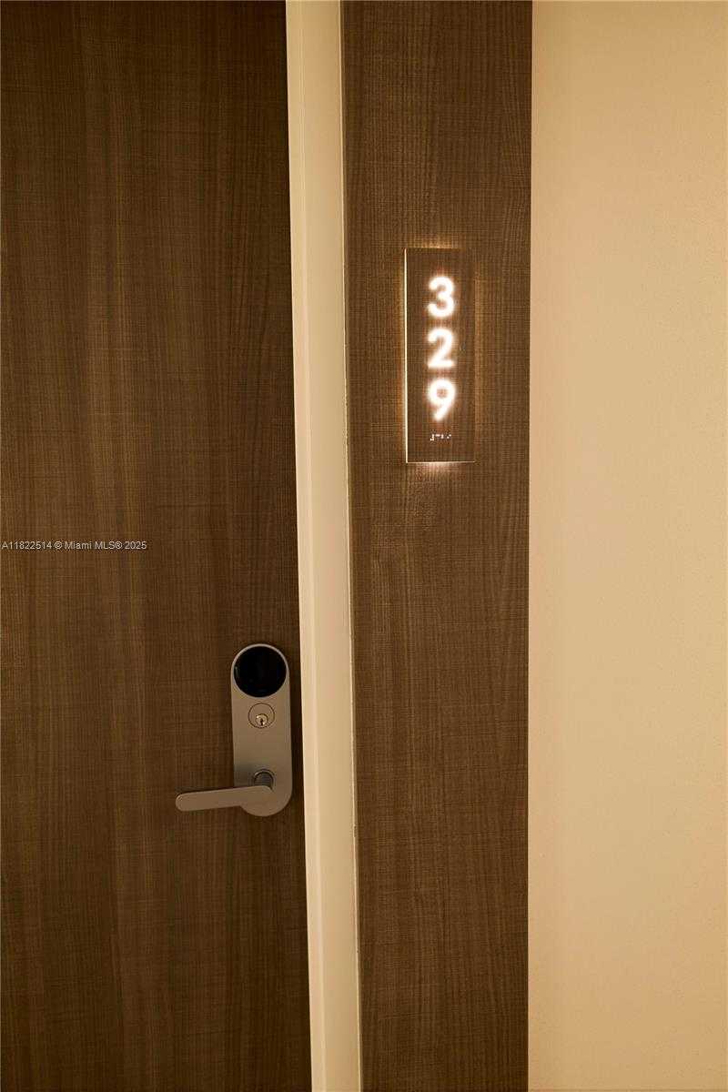 Small Image of 2301 COLLINS AVE #329, Miami Beach Number 27