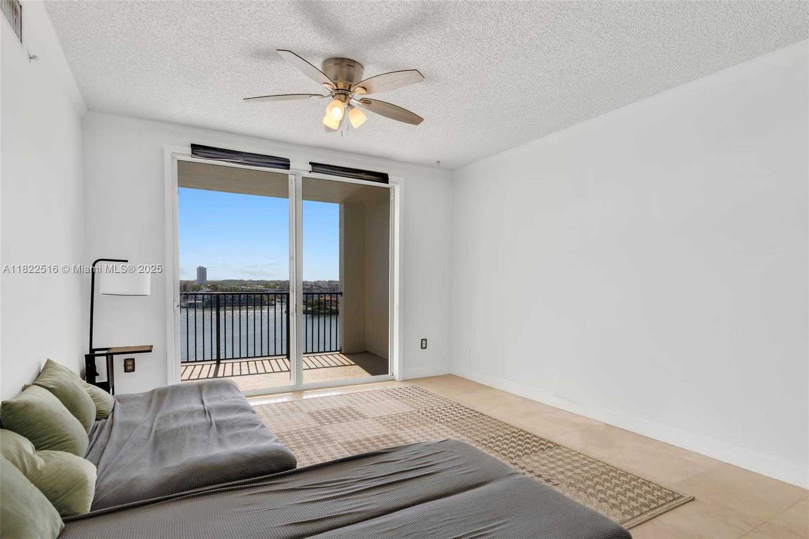 Small Image of 17100 NORTH BAY RD #1904, Sunny Isles Beach Number 11