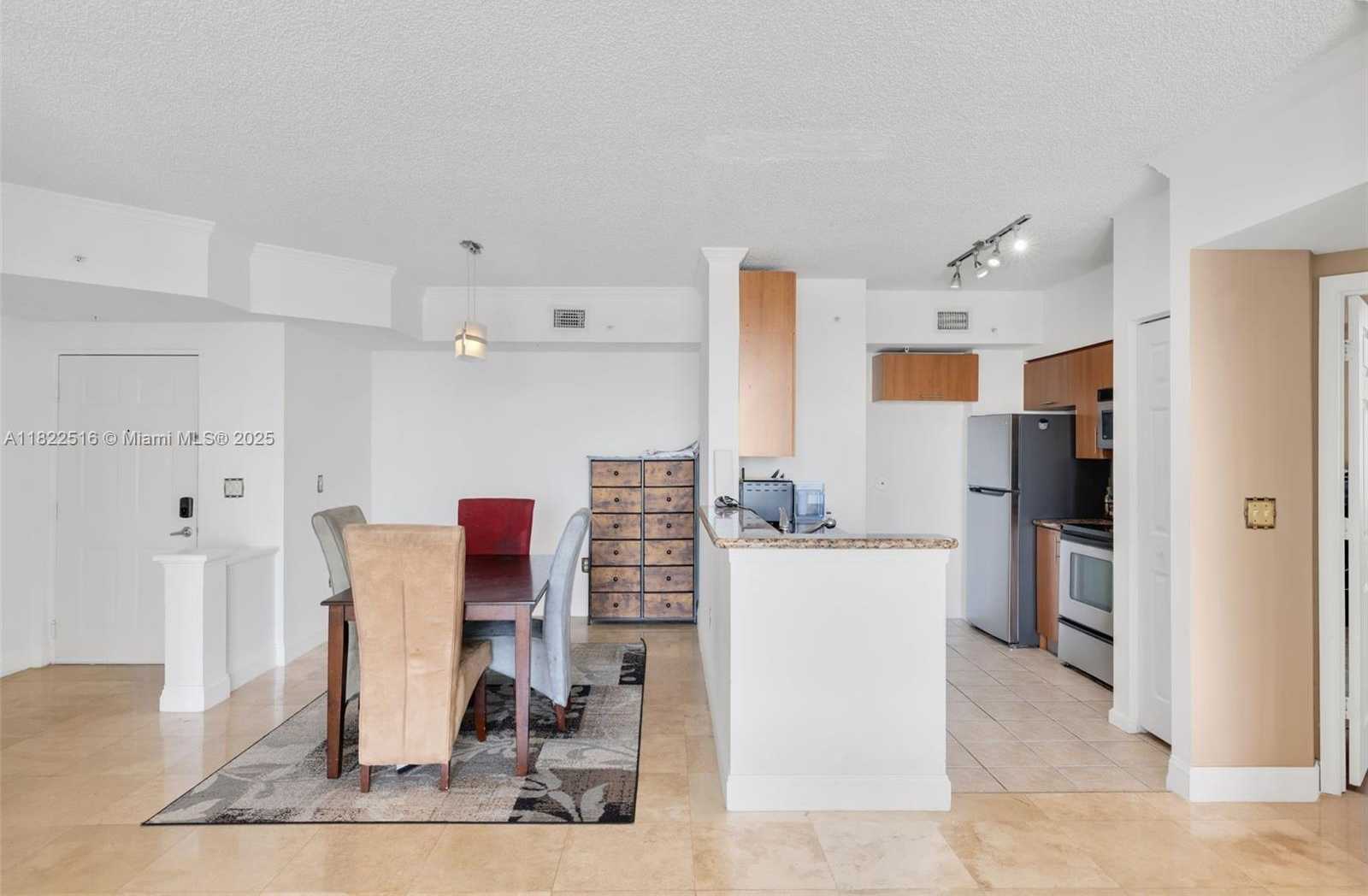 Small Image of 17100 NORTH BAY RD #1904, Sunny Isles Beach Number 15