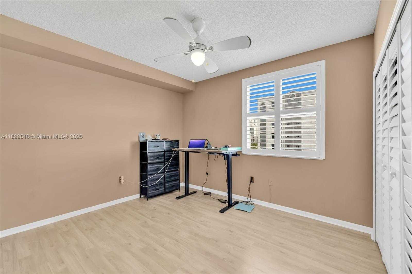 Small Image of 17100 NORTH BAY RD #1904, Sunny Isles Beach Number 22