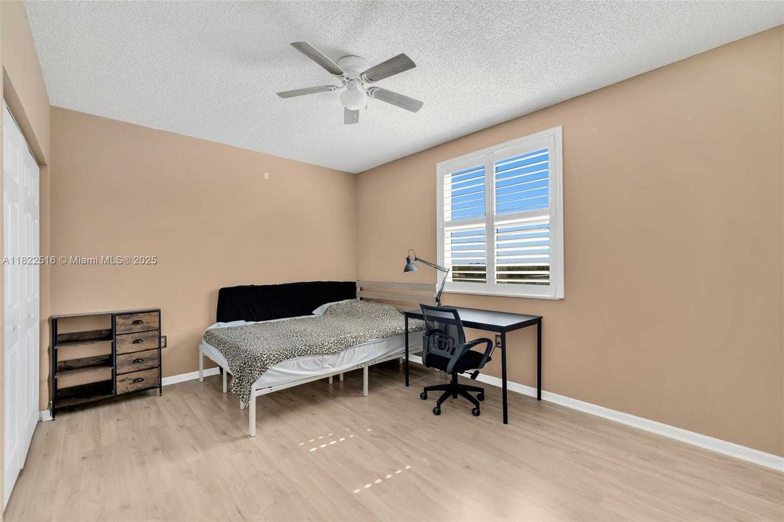Small Image of 17100 NORTH BAY RD #1904, Sunny Isles Beach Number 26