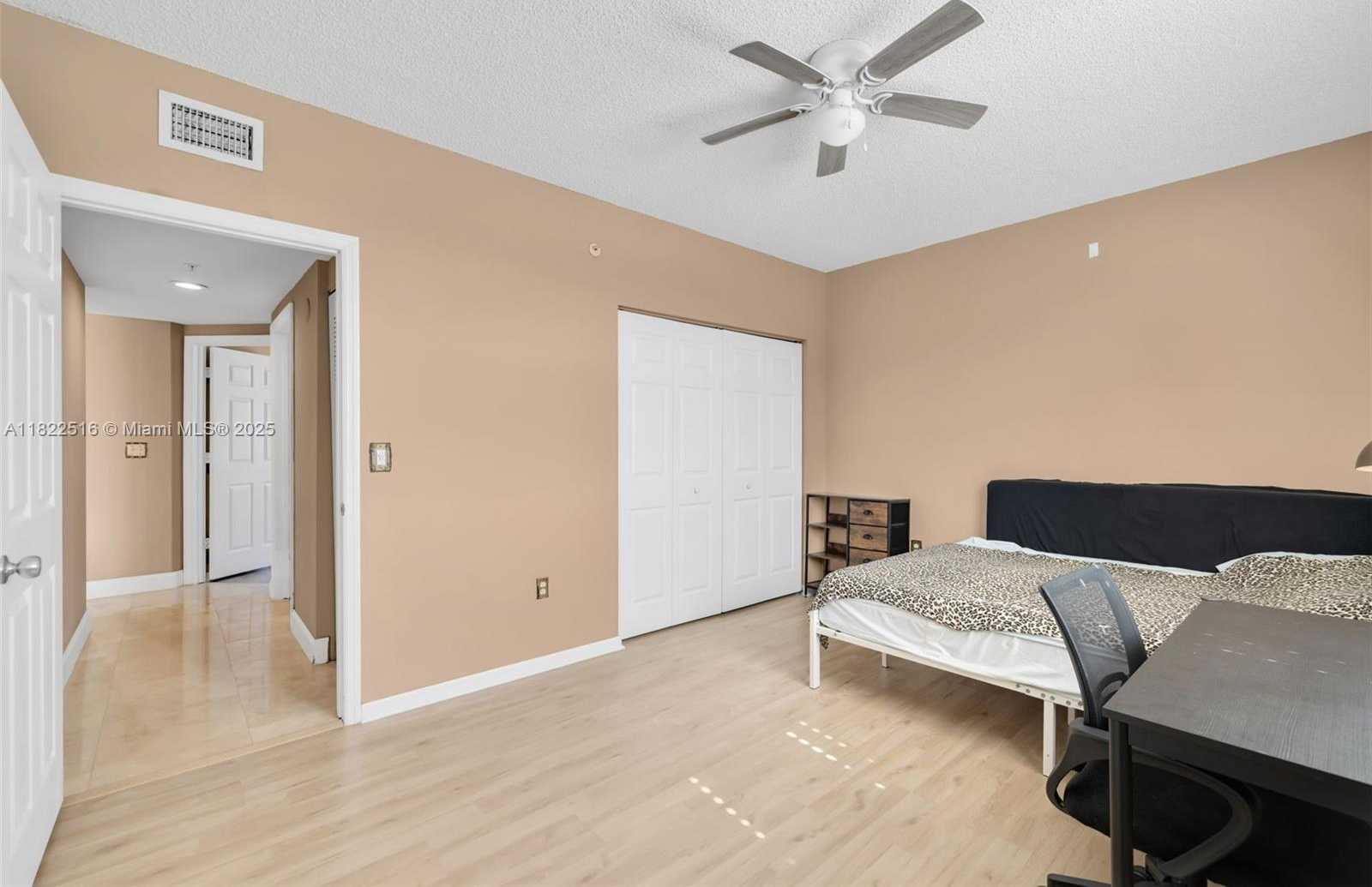 Small Image of 17100 NORTH BAY RD #1904, Sunny Isles Beach Number 28