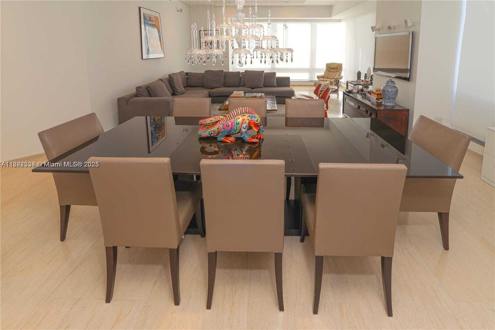 Small Image of 1425 BRICKELL AVE #48C, Miami Number 11