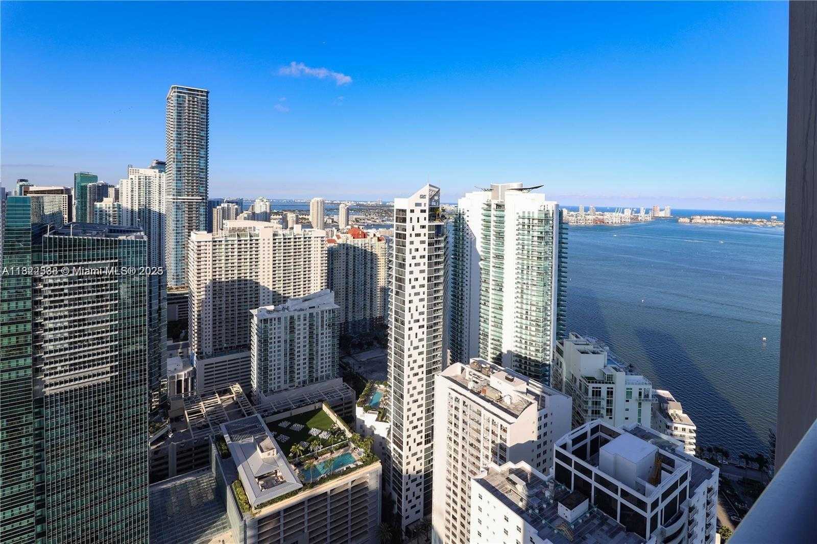 Small Image of 1425 BRICKELL AVE #48C, Miami Number 22