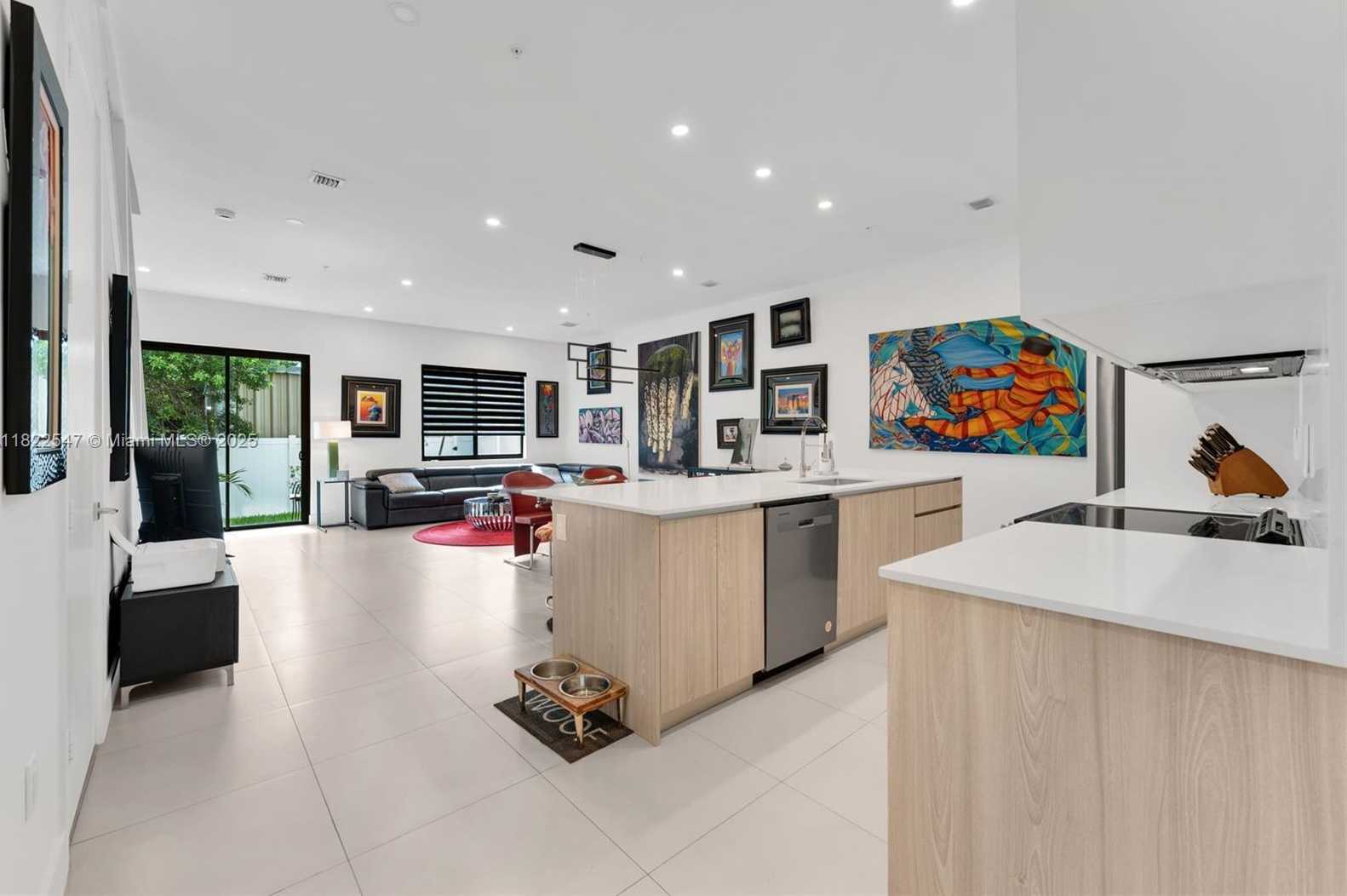 Small Image of 4212 NORTH EAST 7TH TER, Oakland Park Number 11