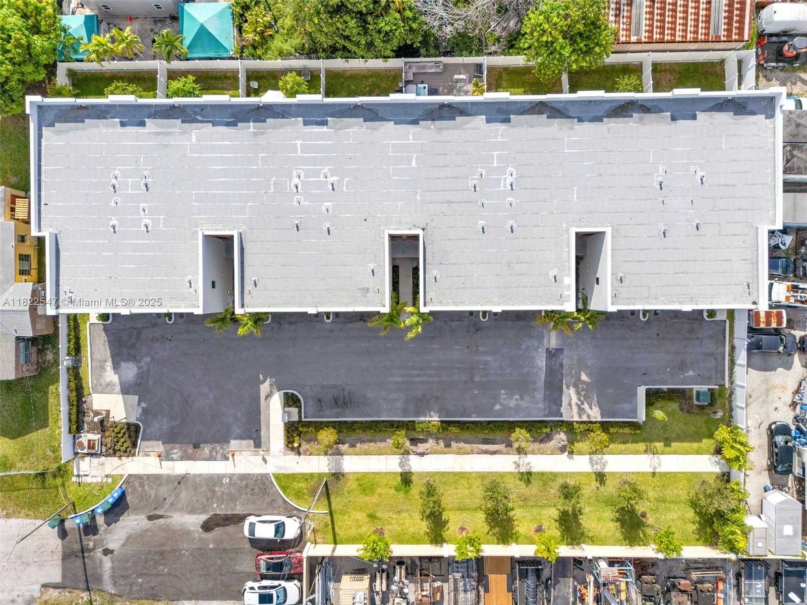 Small Image of 4212 NORTH EAST 7TH TER, Oakland Park Number 34