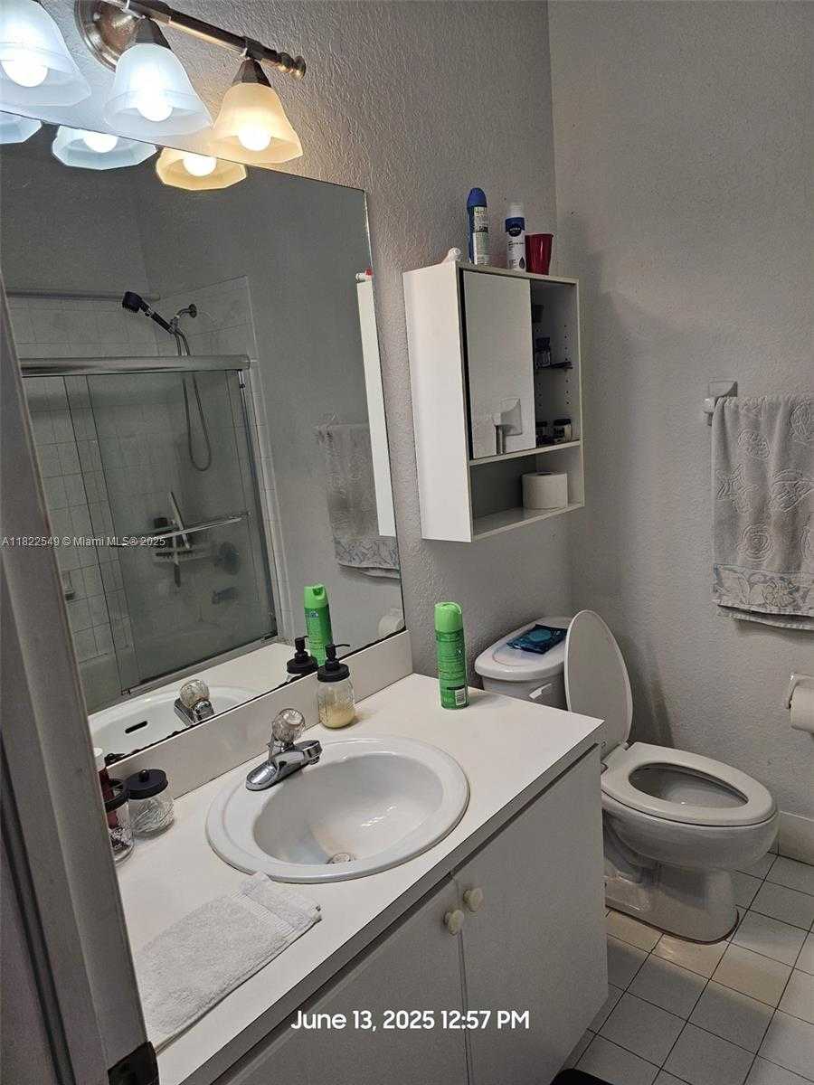 Small Image of 11401 NORTH WEST 76TH TER, Doral Number 20