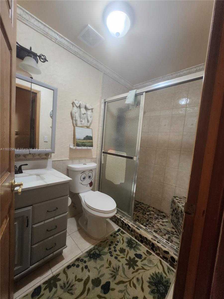 Small Image of 5030 SOUTH WEST 145TH AVE, Miami Number 22