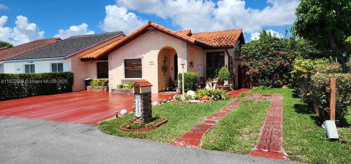 Small Image of 5030 SOUTH WEST 145TH AVE, Miami Number 3