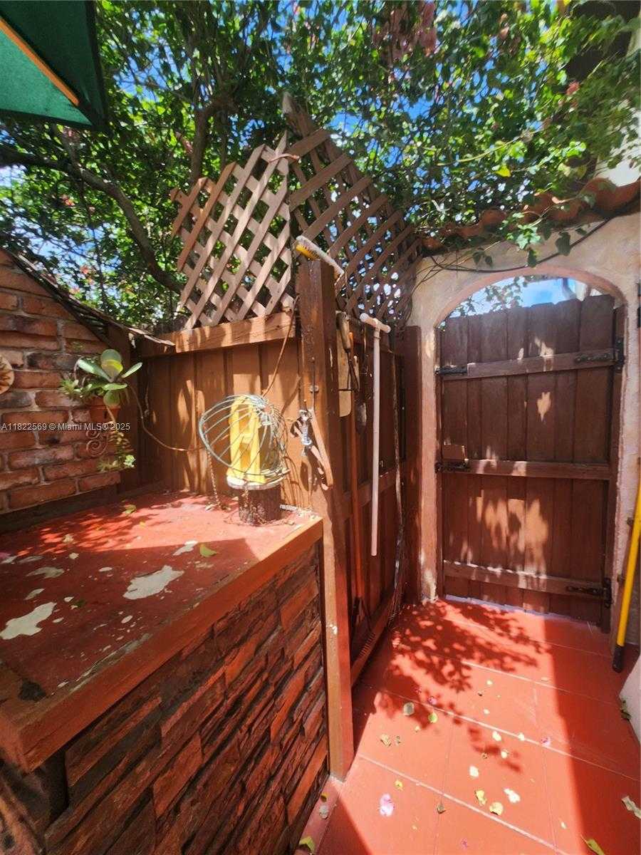 Small Image of 5030 SOUTH WEST 145TH AVE, Miami Number 31