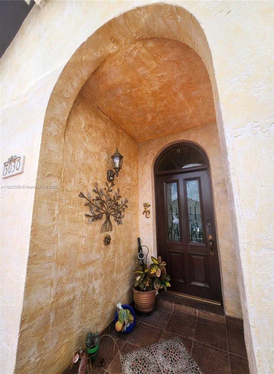 Small Image of 5030 SOUTH WEST 145TH AVE, Miami Number 4
