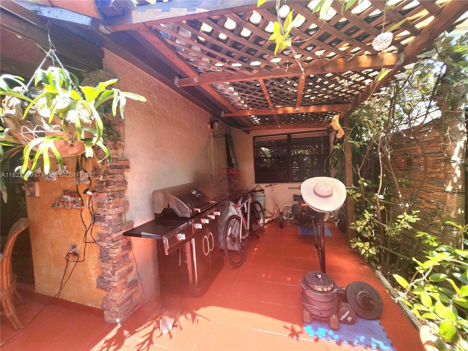 Small Image of 5030 SOUTH WEST 145TH AVE, Miami Number 40