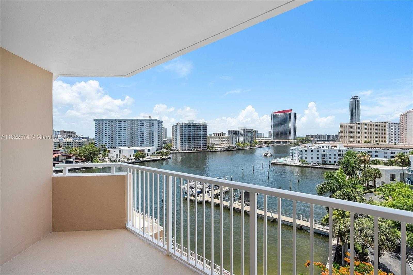 Small Image of 1965 SOUTH OCEAN DR #6Q, Hallandale Beach Number 4