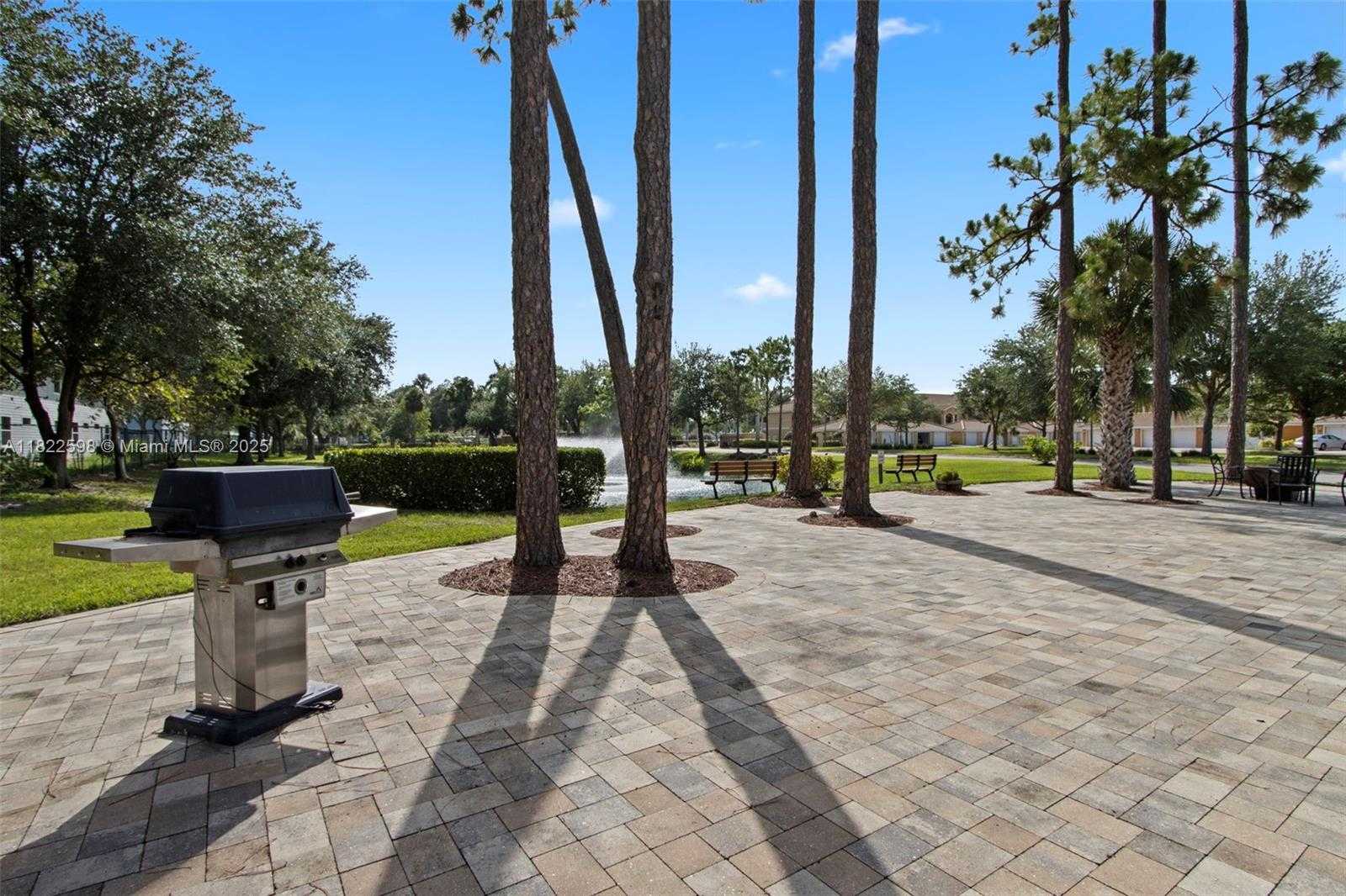 Small Image of 1051 WINDING PINCES CIR #203, Cape Coral Number 29