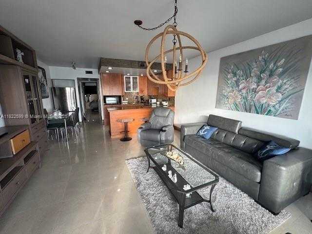 Small Image of 300 OREGON ST #506, Hollywood Number 3