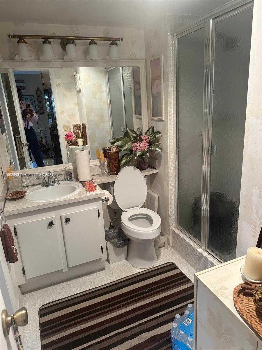 Small Image of 8834 WEST MCNAB RD #302, Tamarac Number 14