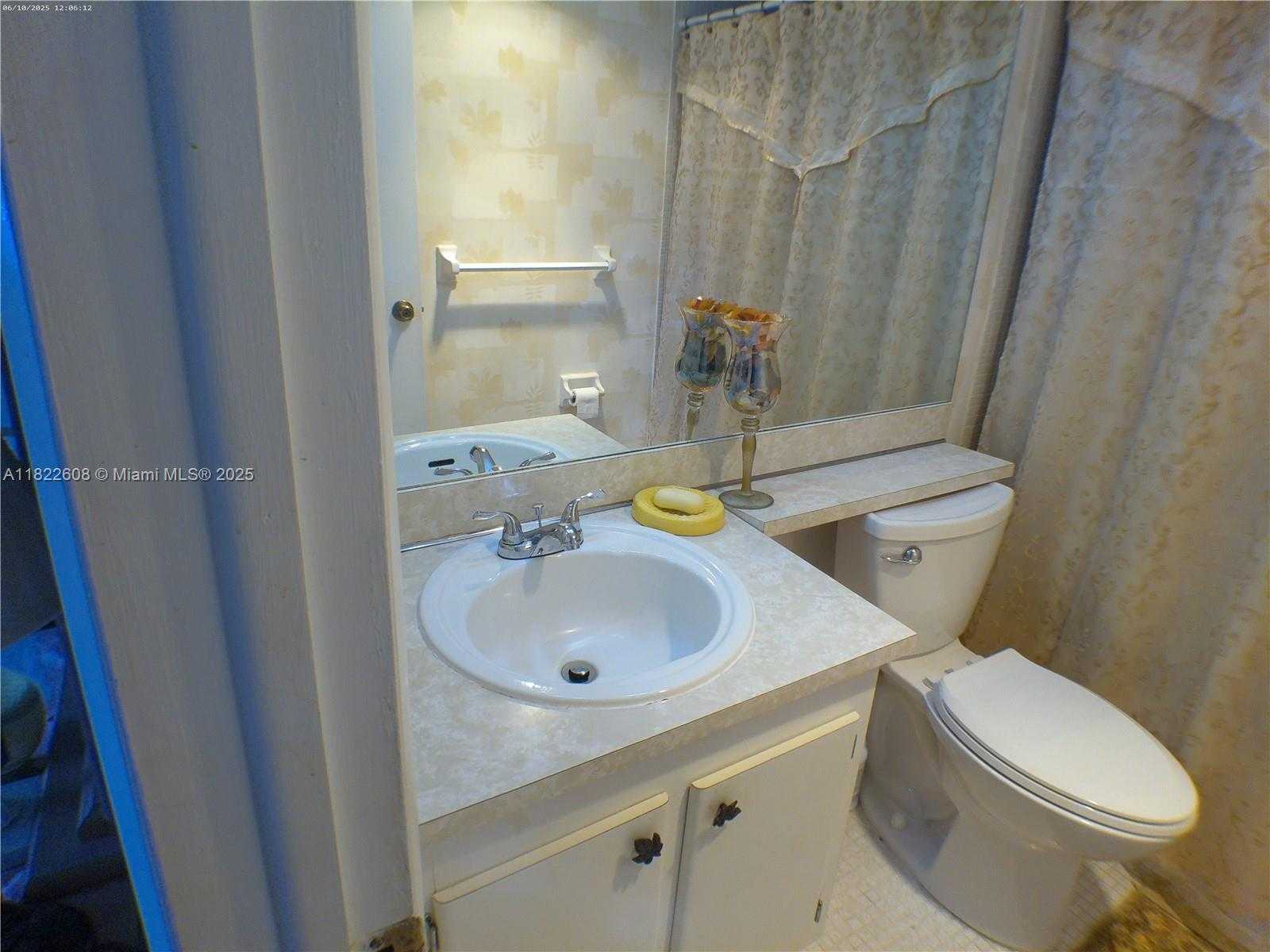 Small Image of 8834 WEST MCNAB RD #302, Tamarac Number 19