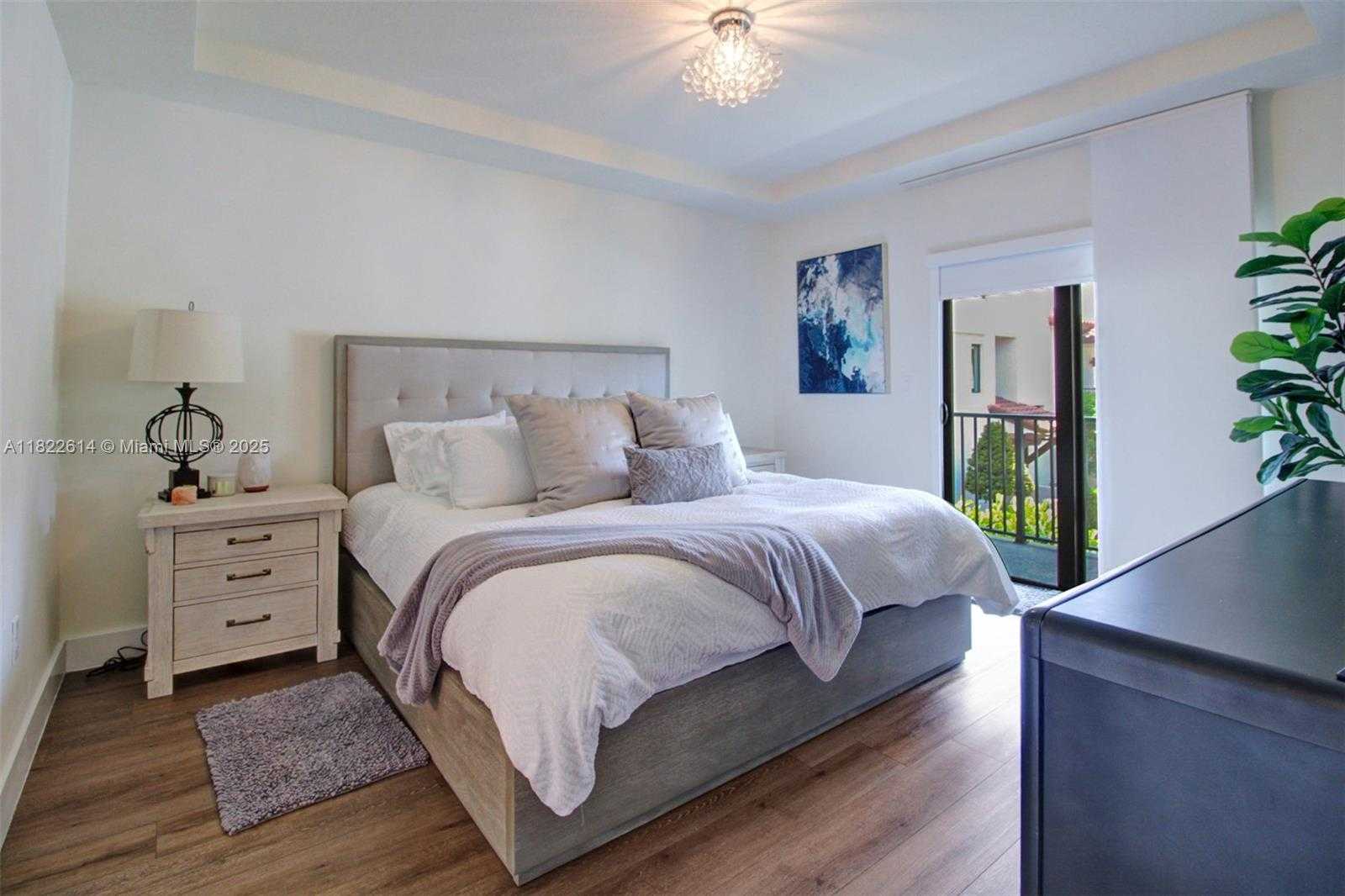 Small Image of 4809 NORTH WEST 83RD PKWY, Doral Number 14