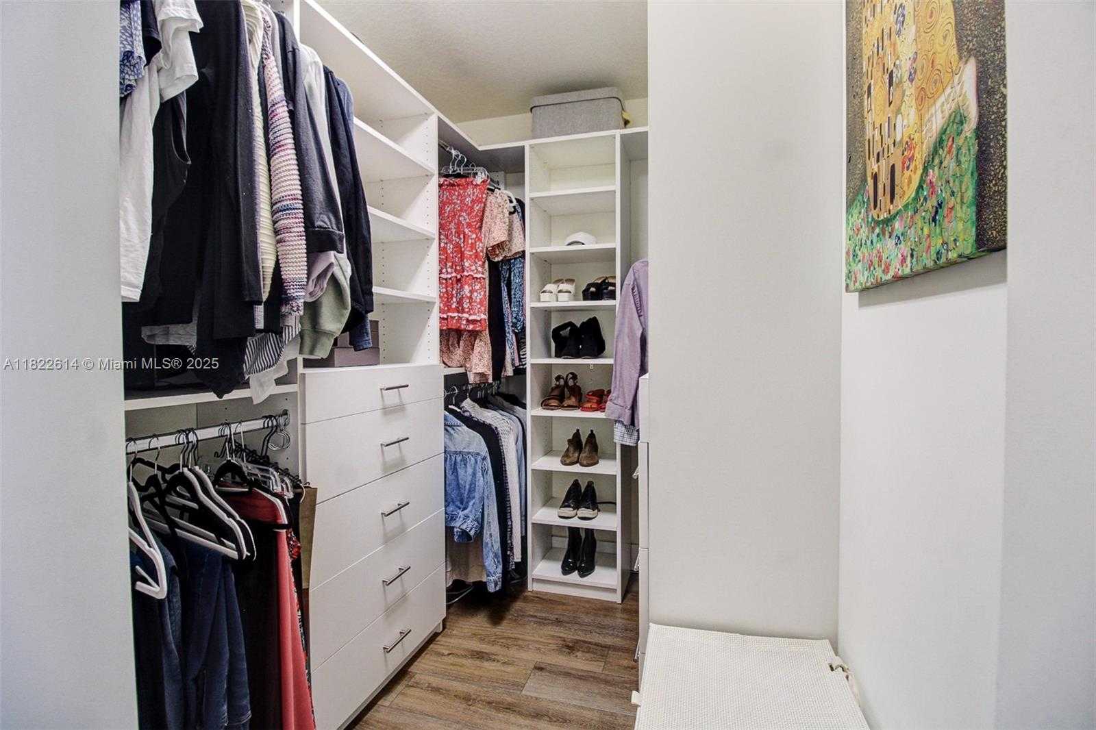 Small Image of 4809 NORTH WEST 83RD PKWY, Doral Number 19
