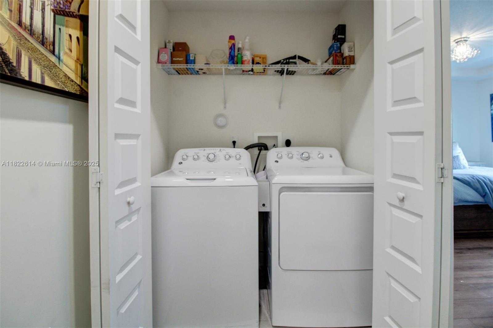 Small Image of 4809 NORTH WEST 83RD PKWY, Doral Number 28