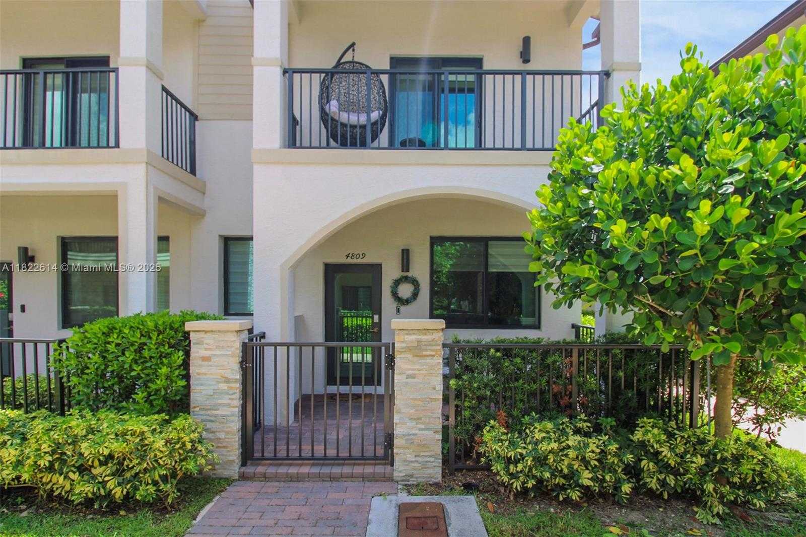 Small Image of 4809 NORTH WEST 83RD PKWY, Doral Number 4