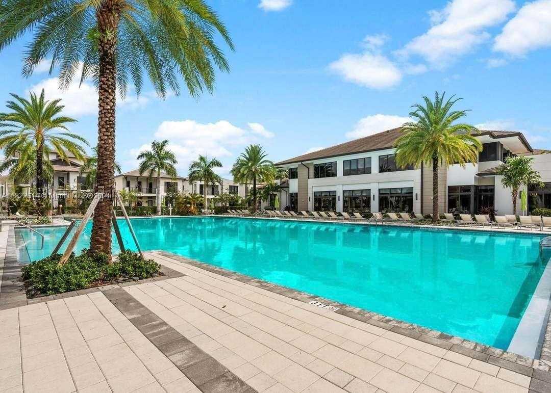 Small Image of 4809 NORTH WEST 83RD PKWY, Doral Number 41