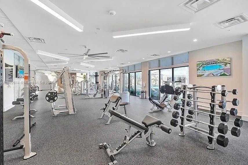 Small Image of 4809 NORTH WEST 83RD PKWY, Doral Number 44