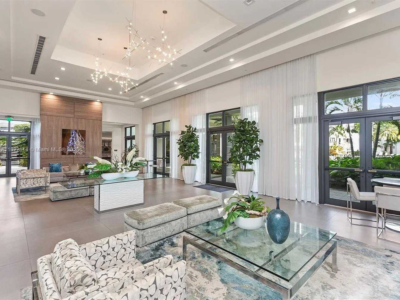 Small Image of 4809 NORTH WEST 83RD PKWY, Doral Number 52