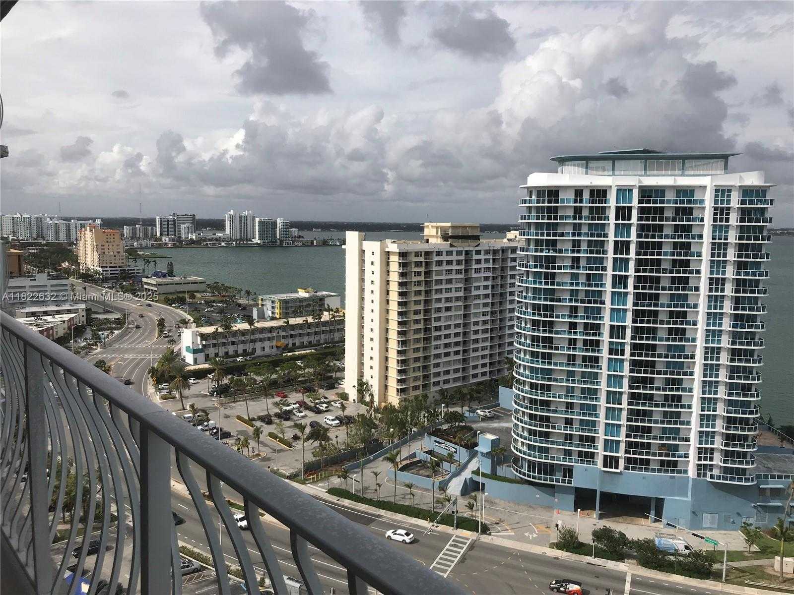 Small Image of 7601 EAST TREASURE DR #2114, North Bay Village Number 12