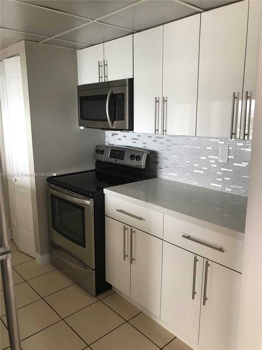 Small Image of 7601 EAST TREASURE DR #2114, North Bay Village Number 2