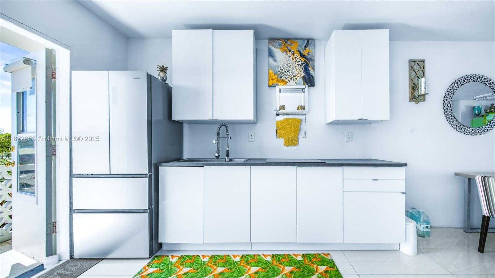 Small Image of 13105 IXORA CT #302, North Miami Number 10